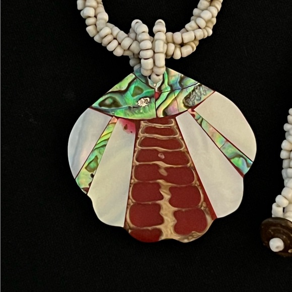 Beaded and Shell Necklace - Picture 7 of 12